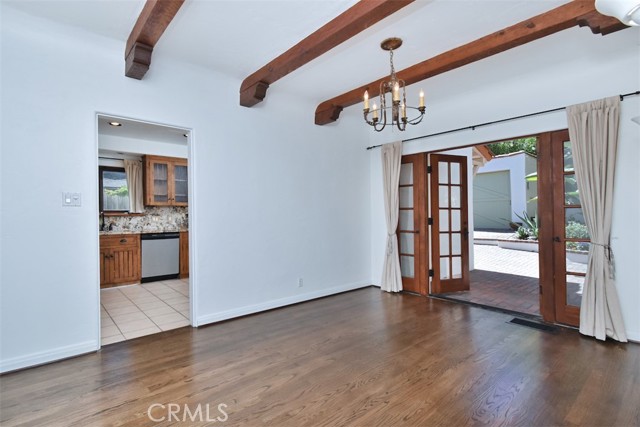 Detail Gallery Image 9 of 27 For 14712 Tustin St, Sherman Oaks,  CA 91403 - 3 Beds | 2 Baths