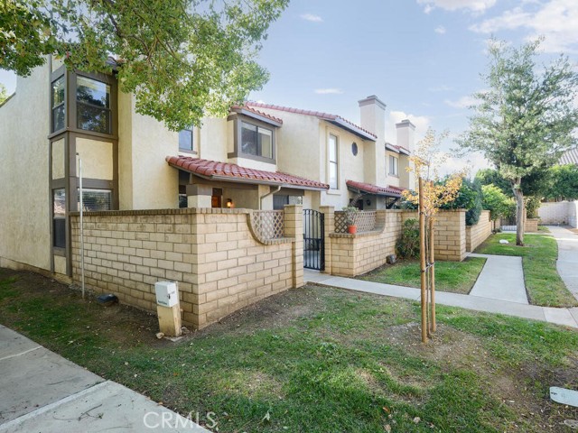 Detail Gallery Image 4 of 21 For 9812 Casiano Ct, Rancho Cucamonga,  CA 91730 - 2 Beds | 2/1 Baths