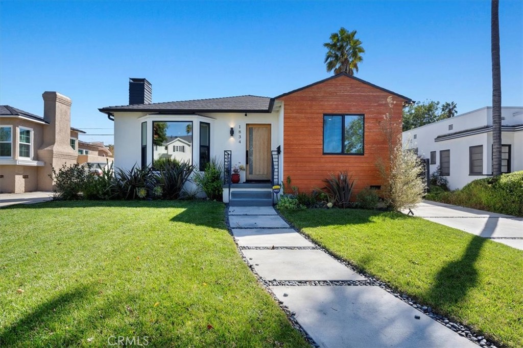 1834 Stearns Drive
