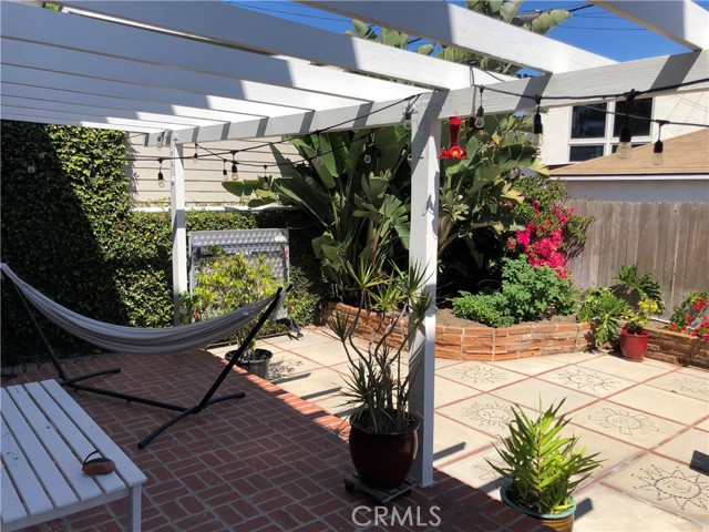 636 23rd Street, Manhattan Beach, California 90266, 4 Bedrooms Bedrooms, ,2 BathroomsBathrooms,Residential,Sold,23rd,SB21125947