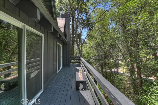 Detail Gallery Image 42 of 45 For 309 Golden Ln, Lake Arrowhead,  CA 92352 - 6 Beds | 3 Baths