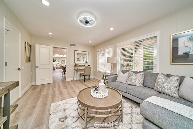 Detail Gallery Image 11 of 26 For 3287 San Amadeo #B,  Laguna Woods,  CA 92637 - 2 Beds | 2 Baths