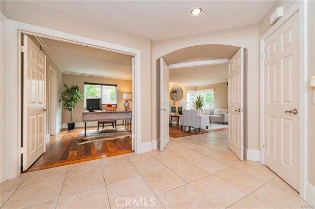 Detail Gallery Image 16 of 38 For 26941 Pembroke Ln, Lake Forest,  CA 92630 - 4 Beds | 3 Baths