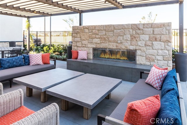 Detail Gallery Image 23 of 36 For 4192 S S. Limecrest Paseo #39,  Ontario,  CA 91761 - 3 Beds | 2/1 Baths