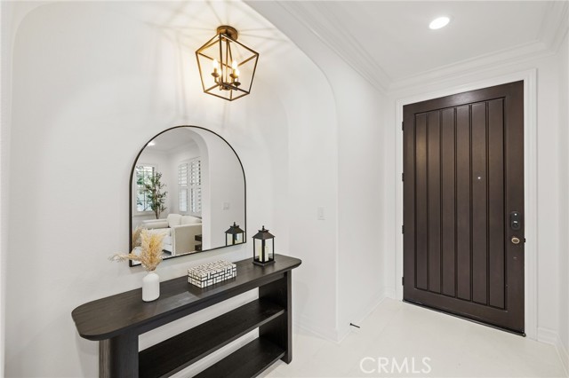 31 Prairie, Irvine CA: https://media.crmls.org/medias/9bbdf55b-4db1-402e-aea2-2c33a693a7d9.jpg