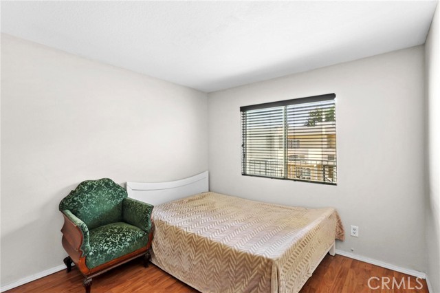 Detail Gallery Image 13 of 17 For 7045 Woodley Ave #211,  Van Nuys,  CA 91406 - 2 Beds | 2 Baths