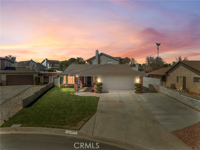 Front Image Thumbnail for CRHD26054175