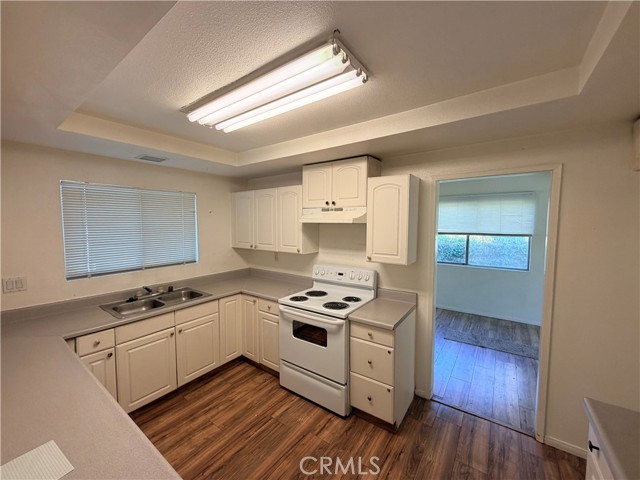 Detail Gallery Image 12 of 40 For 1624 Mimosa, Fullerton,  CA 92835 - 5 Beds | 3 Baths