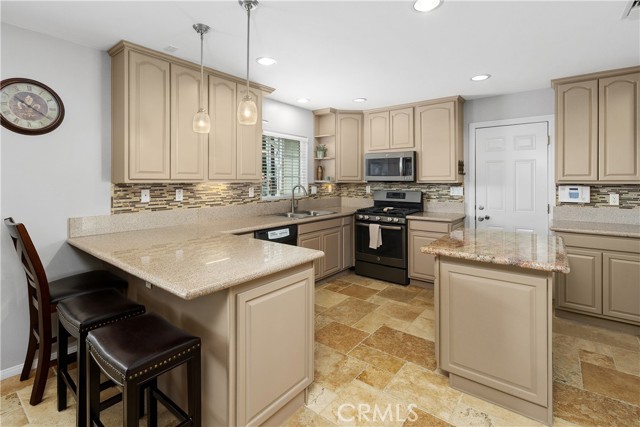 Detail Gallery Image 18 of 55 For 34990 County Line, Yucaipa,  CA 92399 - 3 Beds | 2 Baths