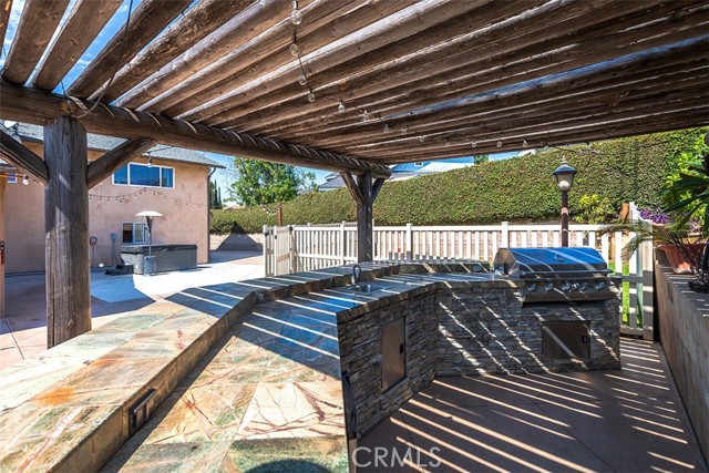 1006 W Dorothy Drive, Brea CA: https://media.crmls.org/medias/9bc1e52c-3b91-4819-85dd-a459644160ce.jpg