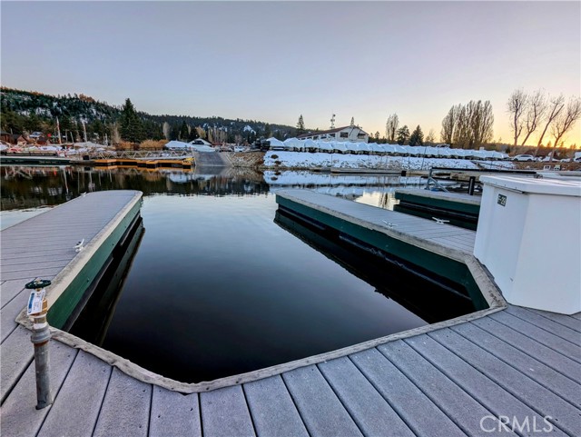 Detail Gallery Image 1 of 10 For 400 Pine Knot Ave, F-29, Big Bear Lake,  CA 92315 - – Beds | – Baths