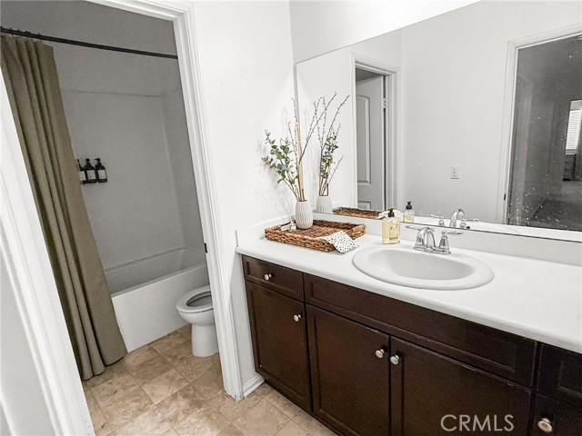Detail Gallery Image 14 of 20 For 2455 E Lewiston St, Ontario,  CA 91761 - 5 Beds | 3 Baths