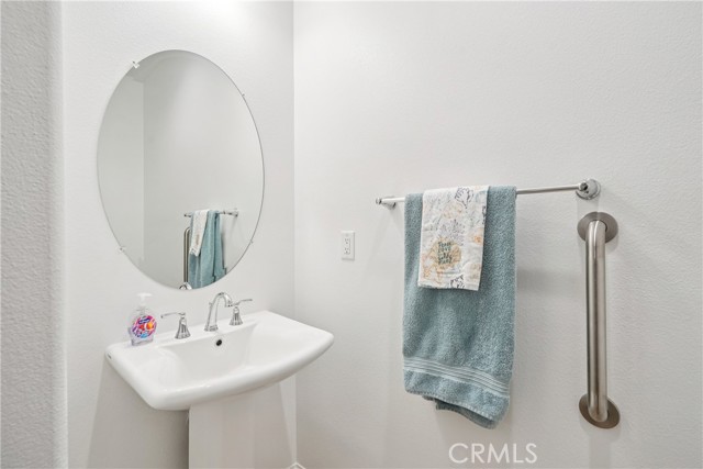 Detail Gallery Image 21 of 53 For 414 Azalea St, Fillmore,  CA 93015 - 3 Beds | 2/1 Baths