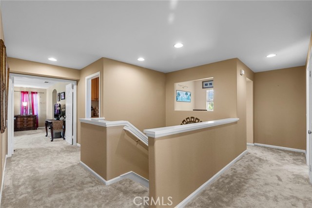 30444 Hidden Valley Court, Castaic CA: https://media.crmls.org/medias/9bc30b8d-f37d-4325-9381-25ef1877b049.jpg