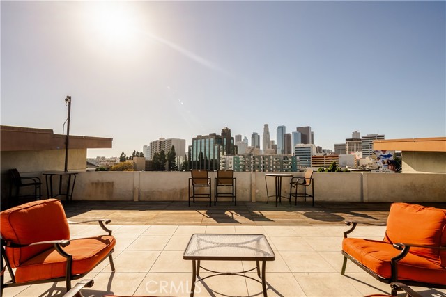 100 South Alameda Street, 364 photo 18