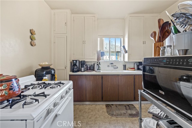 Detail Gallery Image 19 of 53 For 12512 Broadway, Whittier,  CA 90601 - – Beds | – Baths