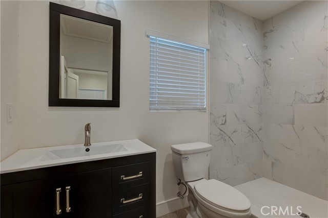 Detail Gallery Image 17 of 18 For 1364 S Ridgeley, Los Angeles,  CA 90019 - 3 Beds | 4 Baths