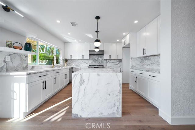 27591 Cenajo, Mission Viejo CA: https://media.crmls.org/medias/9bc4d2fe-c9b5-4ae1-93bf-0f6e6e52d87f.jpg