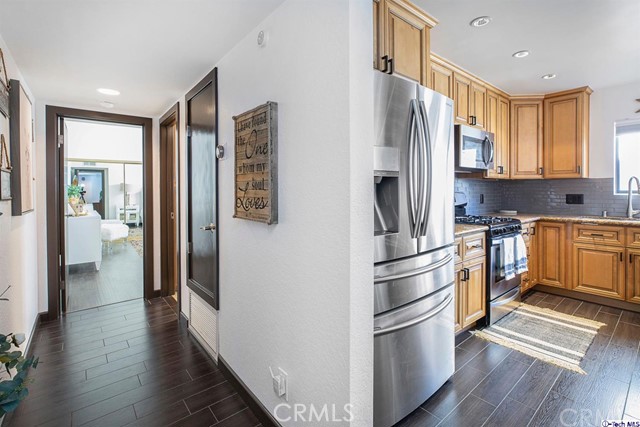 1 Bed Home for Sale in Sherman Oaks, California