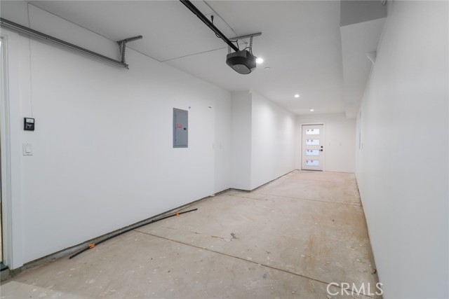 Detail Gallery Image 9 of 36 For 4649 Pickford, Los Angeles,  CA 90019 - 4 Beds | 4 Baths