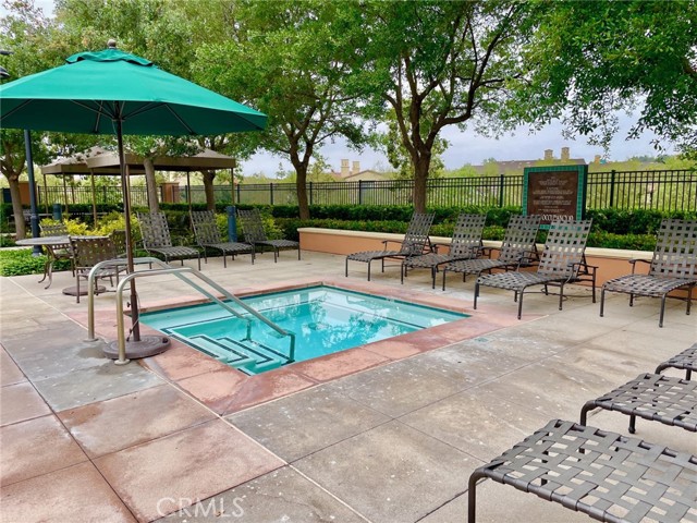 65 Sacred Path, Irvine CA: https://media.crmls.org/medias/9bc5dcaa-d936-4947-a4b0-65df5f12cef0.jpg