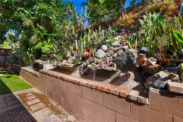 Detail Gallery Image 21 of 25 For 1731 Brookfield Ave, La Habra,  CA 90631 - 4 Beds | 2 Baths