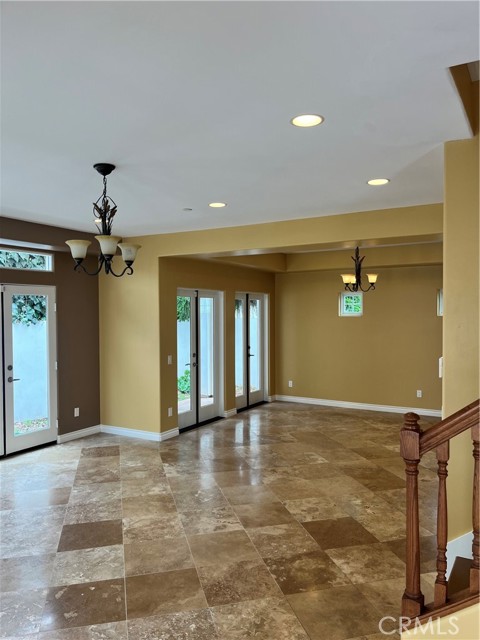 Detail Gallery Image 4 of 19 For 244 Avenida Granada #B,  San Clemente,  CA 92672 - 3 Beds | 2/1 Baths