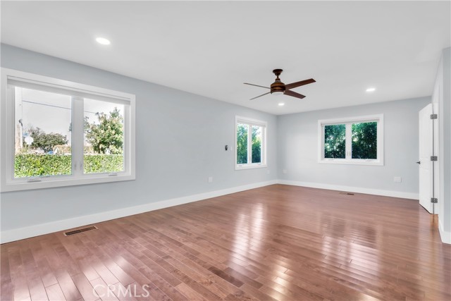 Detail Gallery Image 28 of 32 For 12812 Short, Los Angeles,  CA 90066 - 5 Beds | 3 Baths