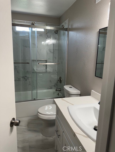 Detail Gallery Image 8 of 13 For 18260 Bonnie Ln, Fontana,  CA 92335 - 3 Beds | 2 Baths