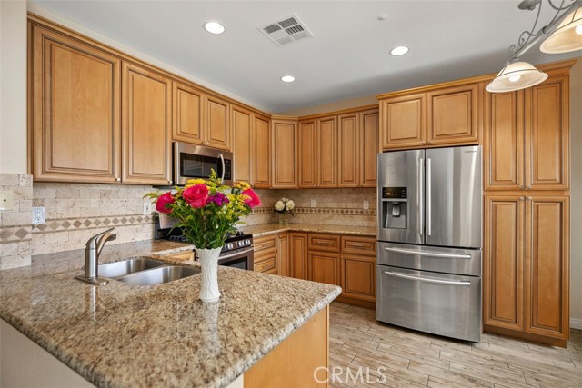 Detail Gallery Image 15 of 39 For 8 Veneto Ln, Aliso Viejo,  CA 92656 - 3 Beds | 2/1 Baths