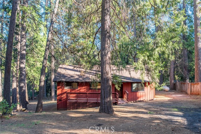 Detail Gallery Image 7 of 44 For 15328 Forest Ranch Wy, Forest Ranch,  CA 95942 - 3 Beds | 2/1 Baths