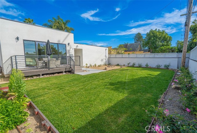 109 S Dunning, Ventura CA: https://media.crmls.org/medias/9bc90334-7120-45d9-ae27-96428a781cc8.jpg