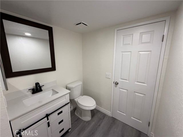 Detail Gallery Image 15 of 33 For 13577 Red Mahogany Dr, Moreno Valley,  CA 92553 - 3 Beds | 2/1 Baths