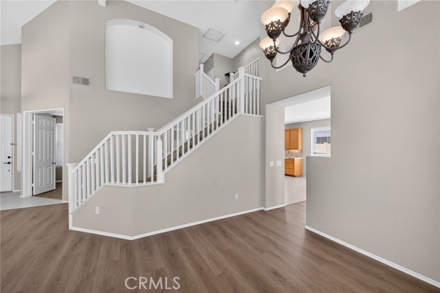 Detail Gallery Image 22 of 58 For 1937 Madera Cir, Corona,  CA 92879 - 4 Beds | 3 Baths