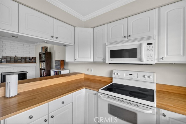 Detail Gallery Image 16 of 38 For 22679 Nadine Cir #B,  Torrance,  CA 90505 - 2 Beds | 1/1 Baths