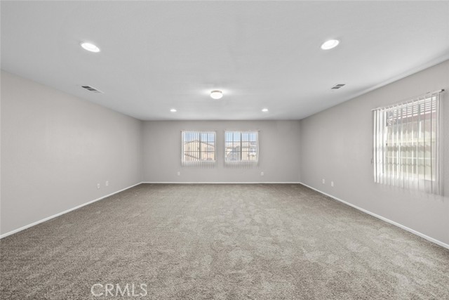 Detail Gallery Image 28 of 38 For 14323 Moon Valley St, Victorville,  CA 92394 - 4 Beds | 3 Baths