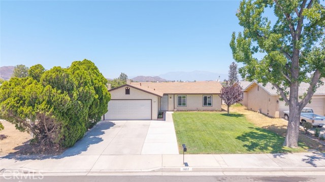 Detail Gallery Image 30 of 35 For 11657 Queensborough St, Riverside,  CA 92503 - 3 Beds | 2 Baths