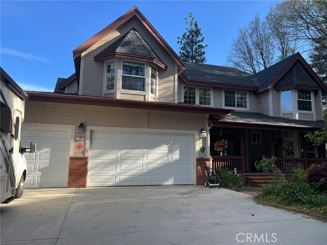 170 Cypress Dr, Lake Arrowhead CA: https://media.crmls.org/medias/9bcae45b-3121-480b-9818-9888b08aab04.jpg