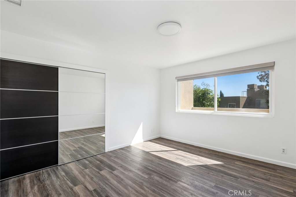 MLS #OC25223510 image #13