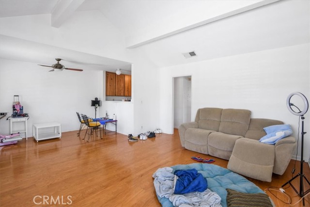 Detail Gallery Image 10 of 27 For 700 W Walnut Ave #17,  Orange,  CA 92868 - 2 Beds | 1 Baths
