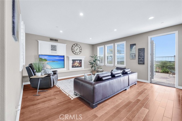 Detail Gallery Image 10 of 63 For 2877 Muir Trail Dr, Fullerton,  CA 92833 - 6 Beds | 3/1 Baths