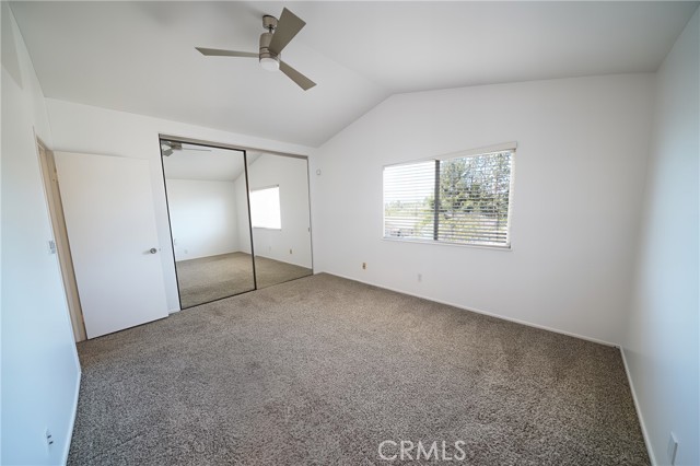 28321 Evergreen Lane, Saugus CA: https://media.crmls.org/medias/9bce0cf7-b59a-4a6a-bf79-c0d32b3ad7bf.jpg