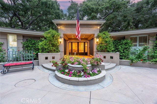 24208 Heritage Lane, Newhall CA: https://media.crmls.org/medias/9bce5e08-6518-4a7b-8070-b202679ddd4c.jpg