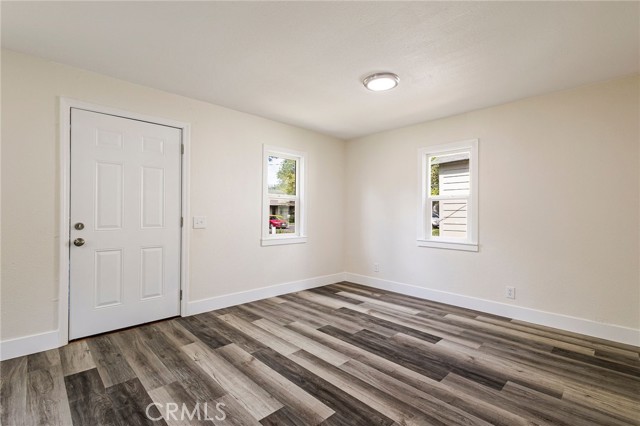 Detail Gallery Image 5 of 28 For 1726 Spruce Ave, Chico,  CA 95926 - 2 Beds | 1 Baths