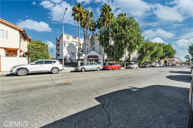 Detail Gallery Image 41 of 41 For 7018 Rita Ave #404,  Huntington Park,  CA 90255 - 3 Beds | 2 Baths