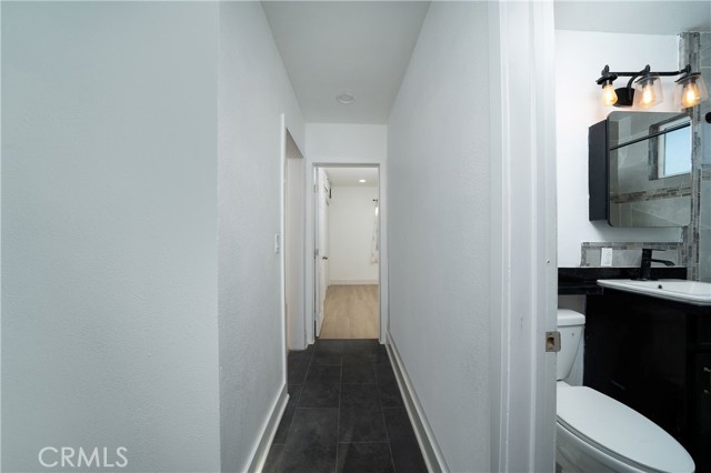 Detail Gallery Image 9 of 16 For 15251 Cedarwood Ave, Midway City,  CA 92655 - 3 Beds | 2 Baths