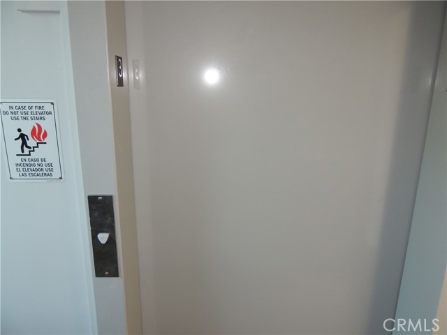 Detail Gallery Image 12 of 16 For 22735 Del Valle St #9,  Woodland Hills,  CA 91364 - 3 Beds | 2 Baths