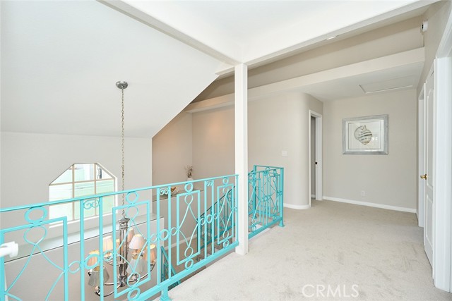 385 Park Avenue, Long Beach CA: https://media.crmls.org/medias/9bd059cd-19cd-42e0-b62f-05dcc0da0b4d.jpg