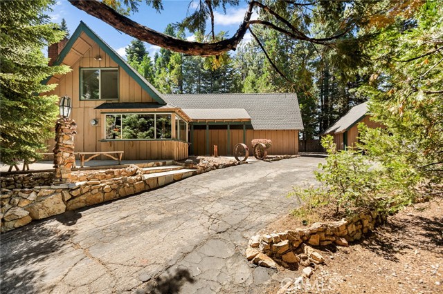 Detail Gallery Image 36 of 40 For 31413 Overhill Dr, Running Springs,  CA 92382 - 5 Beds | 2 Baths