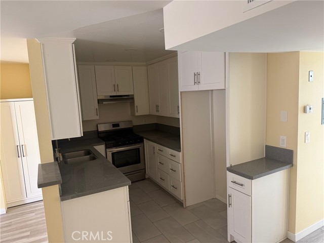 1142 Stanley Avenue, Glendale CA: https://media.crmls.org/medias/9bd18ad9-3511-460b-beb2-2cd5de843699.jpg